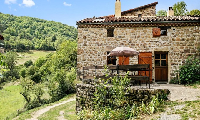 Saint-Basile Casa | Maison charmante à Saint-Basile avec jardin et cheminée
