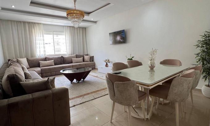 Cite Al Mohammadi Apartamento | Maison Ciccio – Bright, Modern & Perfectly Located