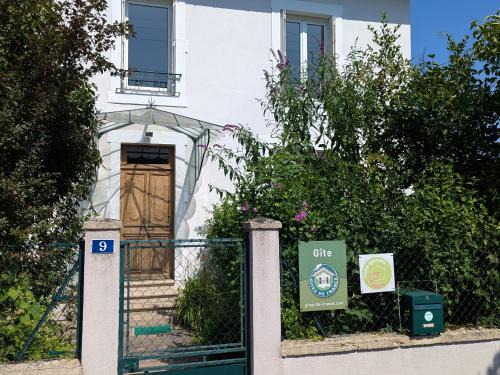 Virecourt Casa | Maison Contemporaine avec Grand Jardin, Proche Moselle et Nancy, Idéale pour Pêche et Loisirs - FR-1-584-46