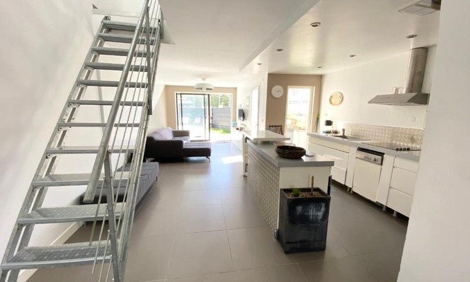 Begles Casa | Maison contemporaine & piscine