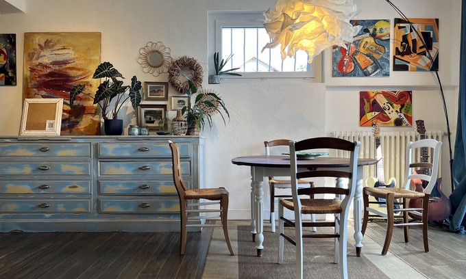 Rives Casa | Maison D'artiste : Votre Oasis de Calme, Cosy, Verdure et Terrasse Privative