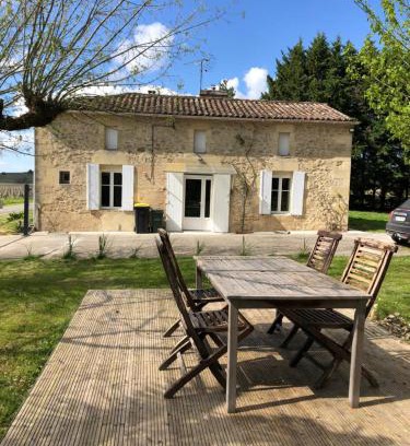 Saint-Sulpice-de-Pommiers Casa | Maison de campagne Chez Georges