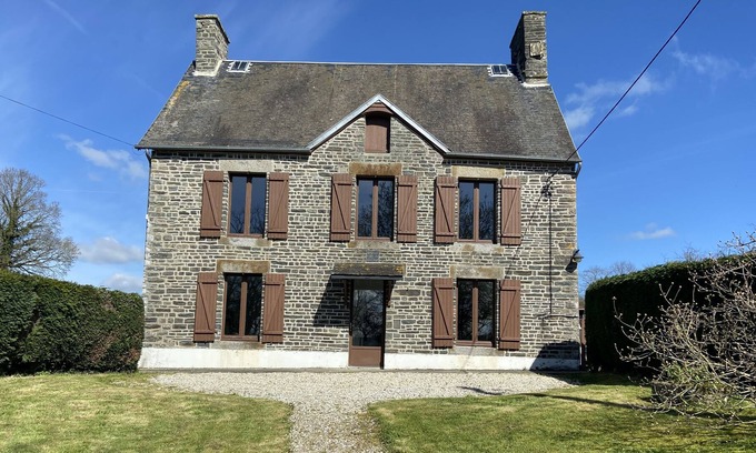 Souleuvre en Bocage Casa | Maison de Campagne - 5 Mins du Viaduc de la Souleuvre