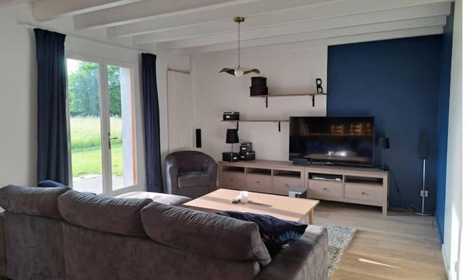 Crevant-Laveine Otro | Maison de Campagne Familiale: Nature et Tranquillité