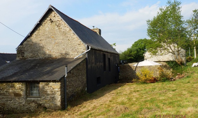 Kerien Casa | Maison de Campagne au Calme à 40 Minute des Plages de St Brieuc
