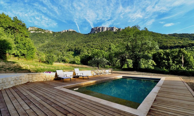Peyrus Casa | Maison de Campagne au Pied du Vercors