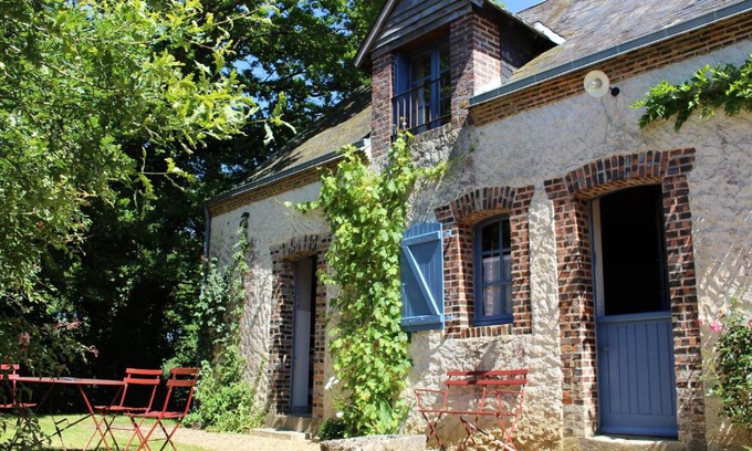 Berfay Casa | Maison de campagne avec grand jardin, cheminée, vélos et wifi à Berfay - FR-1-410-242