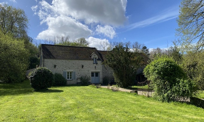 Montjavoult Casa | Maison de Charme au Cœur du Vexin - Piscine Chauffée, Grand Jardin - 1h de Paris