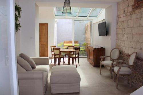 Montreuil-sur-Mer Casa | Maison de charme en plein centre ville