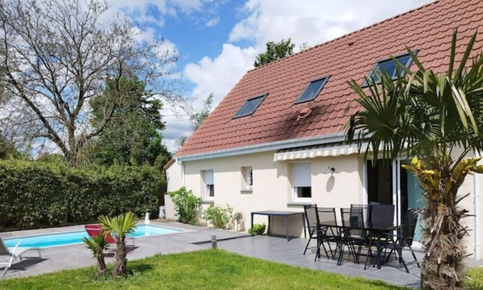 Bully-les-Mines Casa | Maison de Famille au Calme Avec Piscine Marion et Guillaume