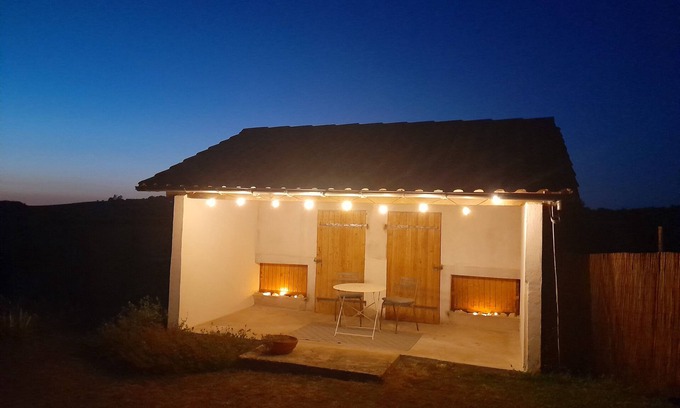 Ambleville Casa | Maison de Campagne au Milieu des Vignes