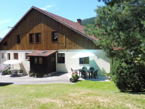 La Bresse Casa | Maison de Montagne à La Bresse, 2 Chambres, Confort et Activités, Garage, Wifi Inclus - FR-1-589-152