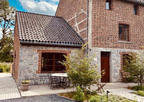 Eprave Casa | Maison de Ninie