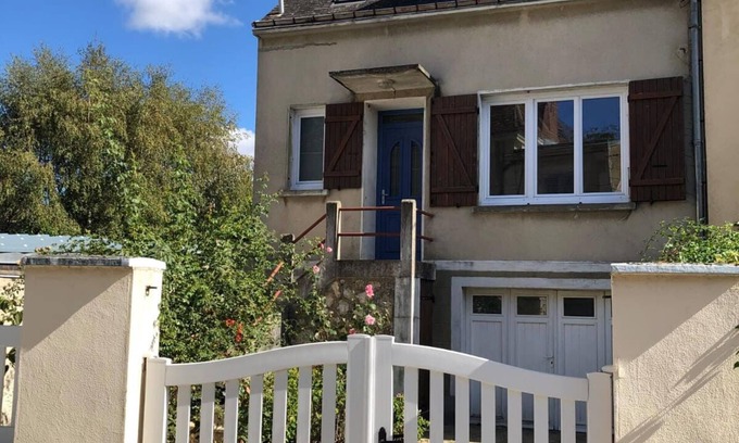 Nogent-le-Rotrou Casa | Maison de Ville Dans Quartier Historique de Nogent le Rotrou
