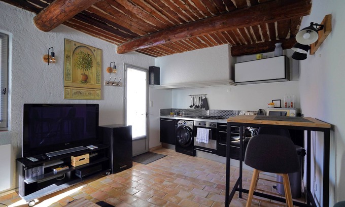 Ventabren Casa | Maison de Village Provençal à Ventabren