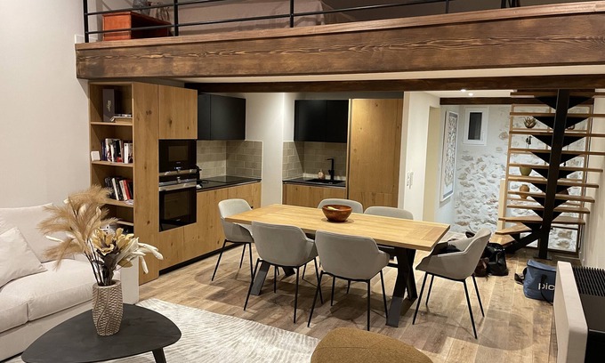 Regusse Apartamento | Maison de Village Romantique et Typique au Centre du Village