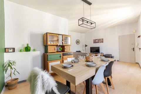 Lourdes Apartamento | MAISON DE VILLE AVEC GARAGE ET TERRASSE