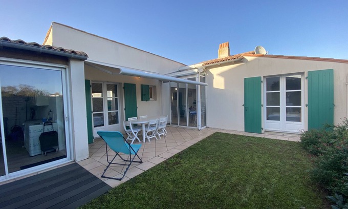 Sainte-Marie-de-Re Chalet De Esquí | Maison des Boutons d'Or : Charming house for up to 4 people