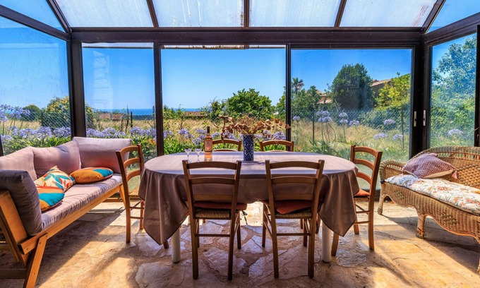 Tourrettes-sur-Loup Chalet De Esquí | MAISON DES CANORGUES - Peaceful Haven in Tourrettes