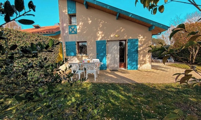 Saint-Julien-en-Born Casa | Maison duplex 4-6 persons near contis