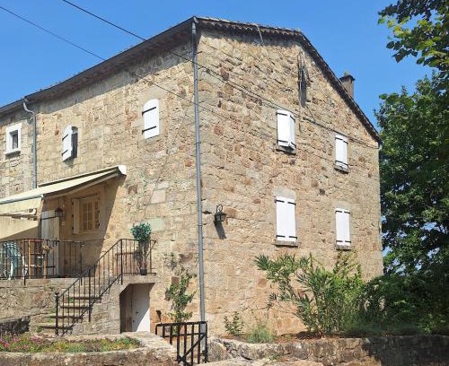 Ribes Casa | Maison en pierre avec piscine