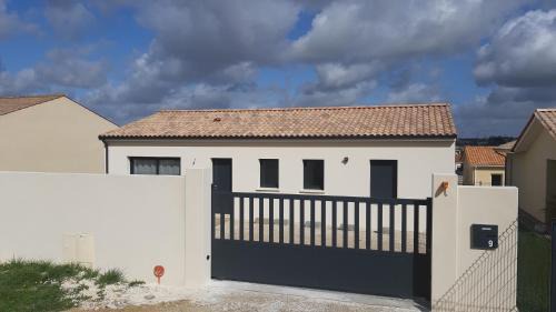 Angouleme Casa | Maison entière moderne tout confort de 92m²