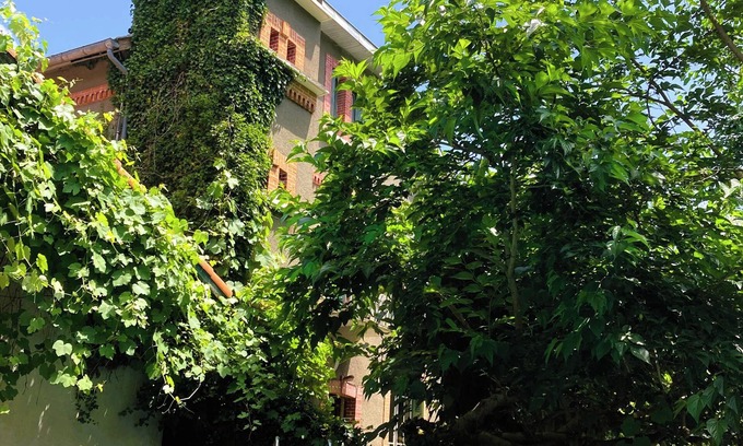 Biert Cama Y Desayuno | Maison Esmeralda