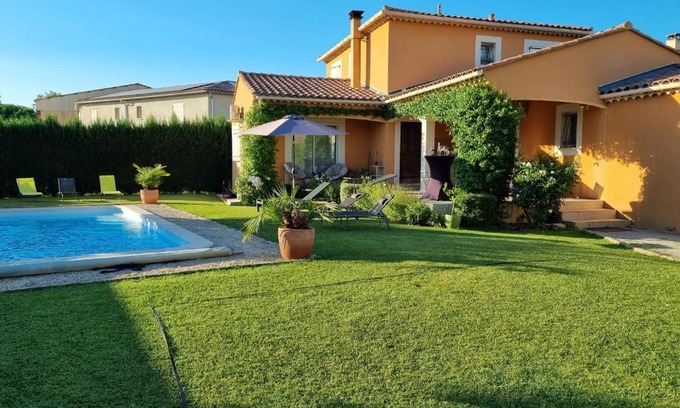 Cabannes Casa | Maison Félicie, piscine privée et climatisation