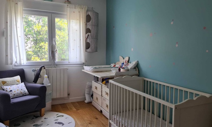 Asnieres-sur-Seine Casa | Maison Familiale Proche Métro Pour Profiter Sereinement des J0 2024 & de Paris