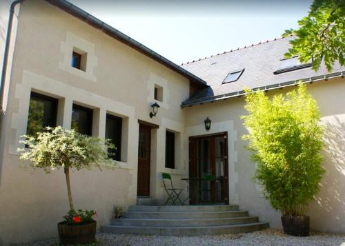 Denee Casa | Maison familiale charmante à Denée avec jardin et loisirs