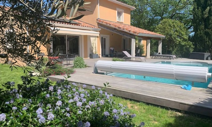Balma Casa | Maison Familiale, Jardin Piscine
