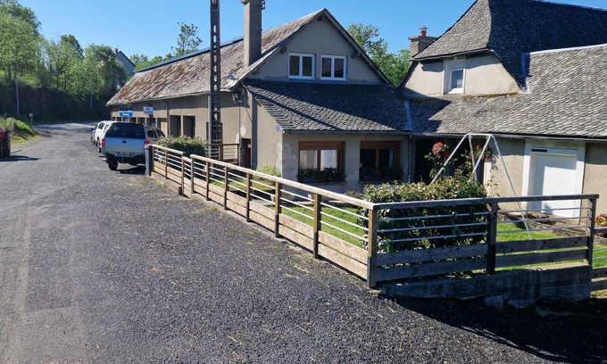 Laguiole Casa | Maison Familiale Laguiole, 600 Mètres Centre-ville