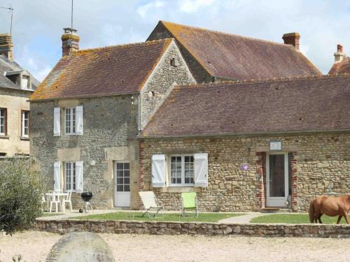 Montabard Casa | Maison indépendante avec jardin, haras et équipements tout inclus - FR-1-497-43