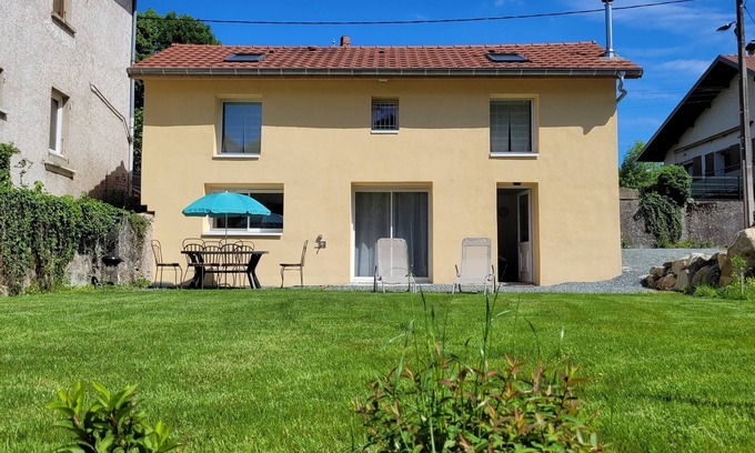 Vaulnaveys-le-Haut Casa | Maison Individuelle 2 Chambres six Couchages au Centre Village