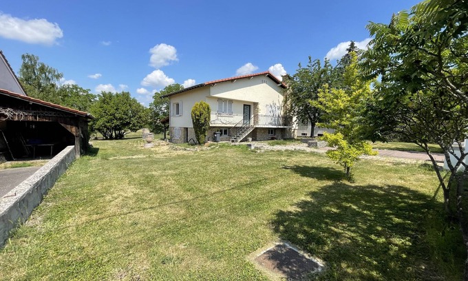 Vitrimont Casa | Maison Individuelle Avec Grand Jardin
