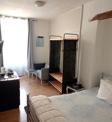 Le Dorat Cama Y Desayuno | Maison Lapeyriere