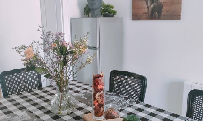 Le Merzer Casa | Maison Le Merzer, 5 Personnes, Sans Vis-à-vis, au Coeur D'un Village Breton