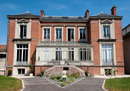Old Town Cama Y Desayuno | Maison M Troyes
