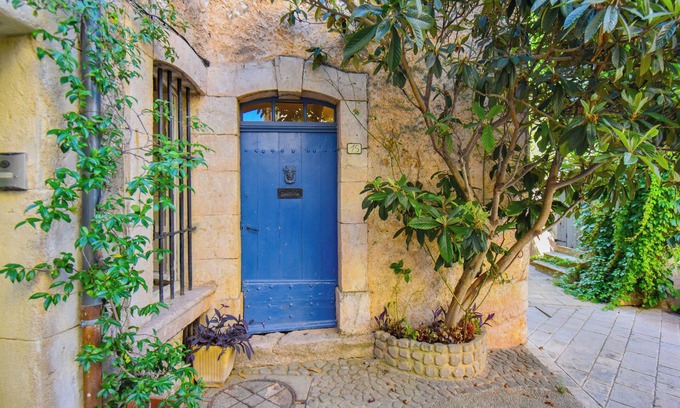 Villecroze Casa | Maison Maples: Provençal charm
