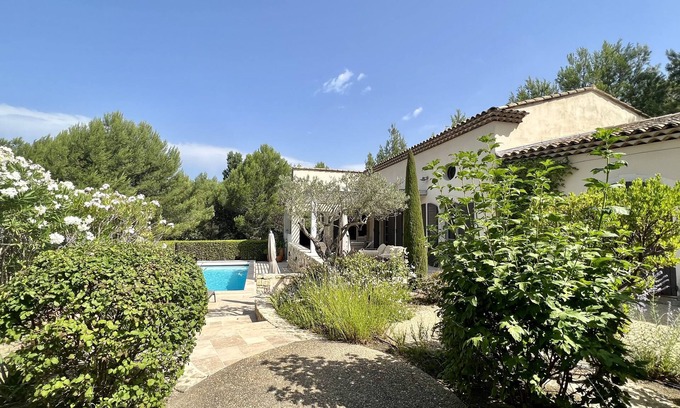 Pont Royal Casa | # LaMagnifique, 8 personas espaciosas, piscina, jardín, golf.