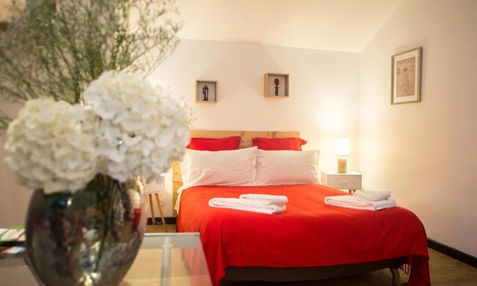 Le Burgaud Cama Y Desayuno | MAISON MAUPAS Chambre Rouge