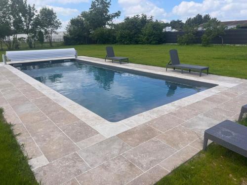 La Vernelle Casa | Maison moderne avec piscine sécurisée à La Vernelle - FR-1-591-721