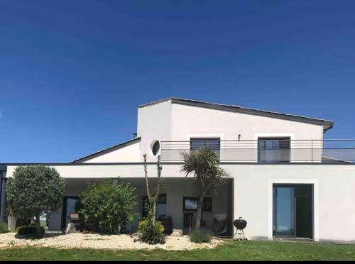 Beaumont-de-Lomagne Casa | maison moderne avec piscine