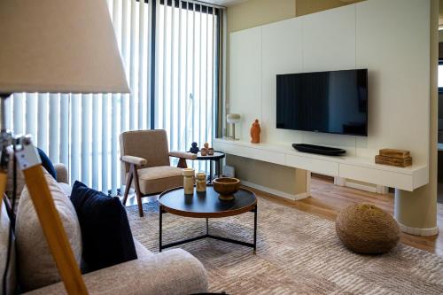 Egkomi Apartamento | Maison Noire by Staycom