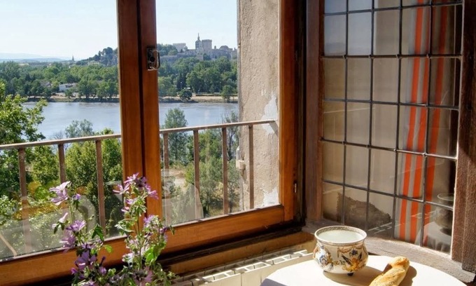 Villeneuve-les-Avignon Cama Y Desayuno | Maison Orsini