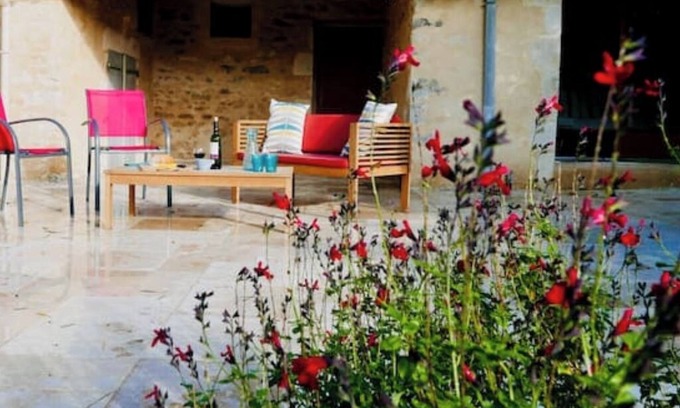 Liglet Casa | Maison Osbert: Spacious Retreat in Rural France