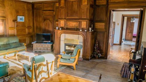 Bretenoux Casa | Maison Pierre Loti, gîte historique et spacieux en vallée de la Dordogne