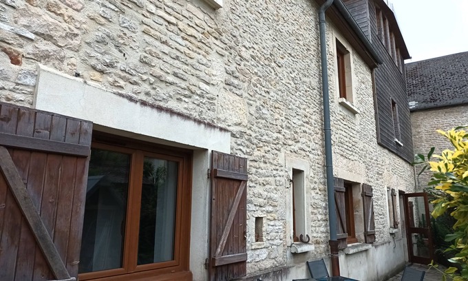Cormelles-le-Royal Casa | Maison Près de la mer et de la Campagne