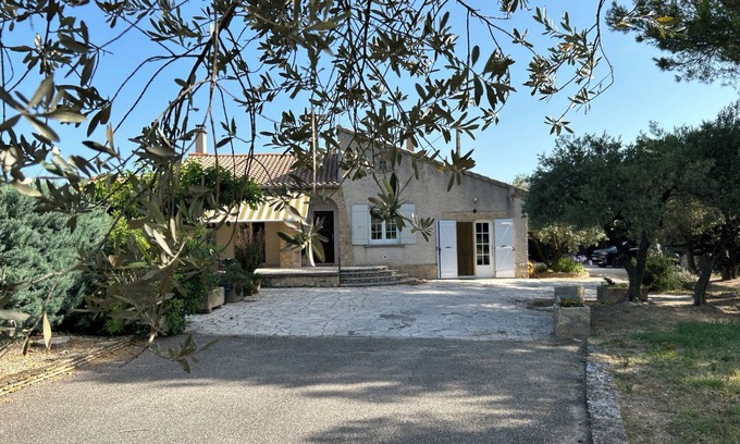 Lagarde Pareol Casa | Maison Provençale au Milieu des Oliviers et des Pins