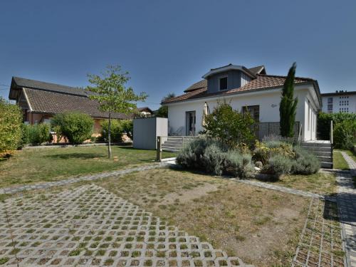 Thonon-les-Bains Casa | Maison rénovée, confort moderne, quartier calme, parking - FR-1-498-120